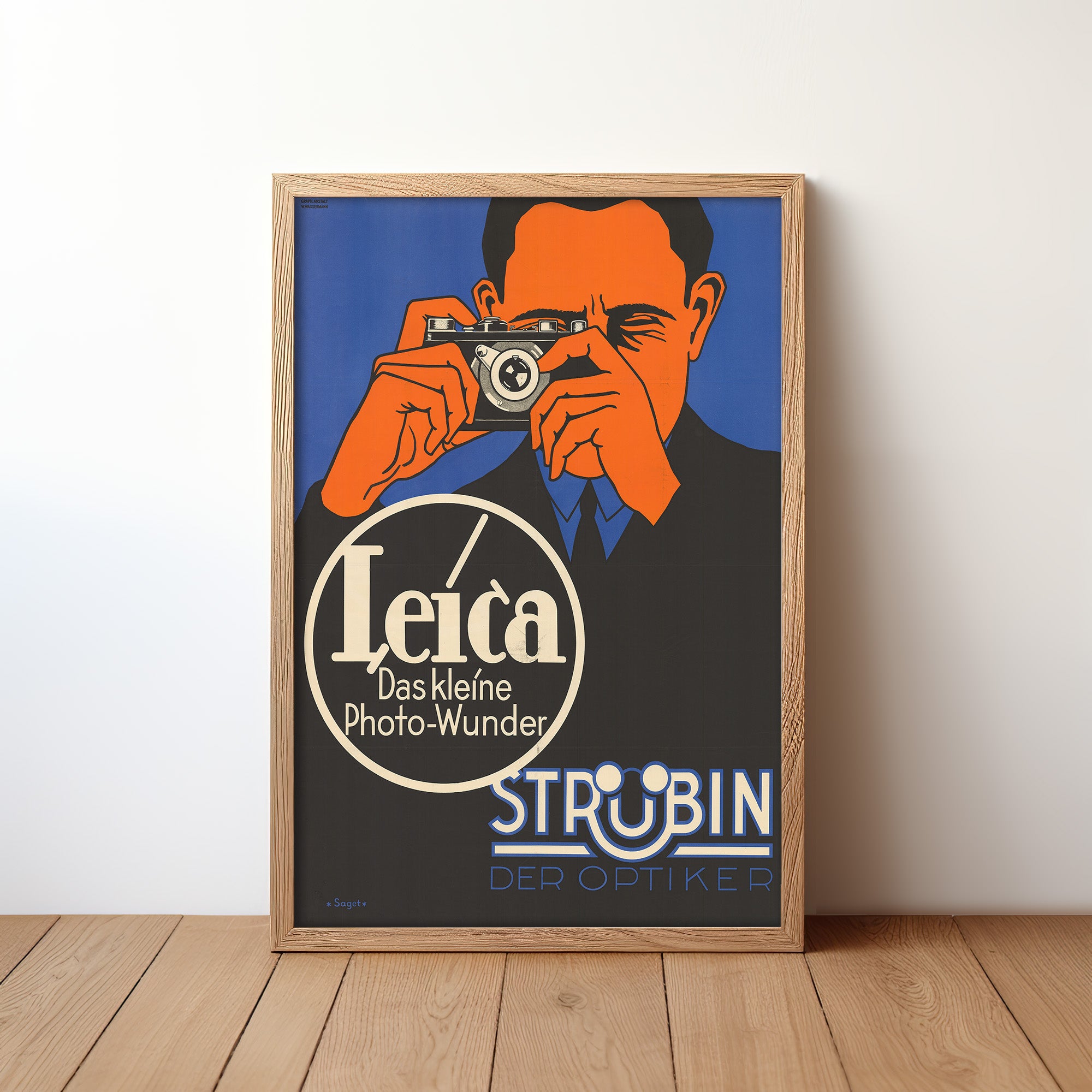 Leica – Das kleine Photo-Wunder (1928) by Hubert Saget